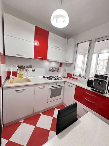 Salajan (1 min - metrou Nicolae Grigorescu)