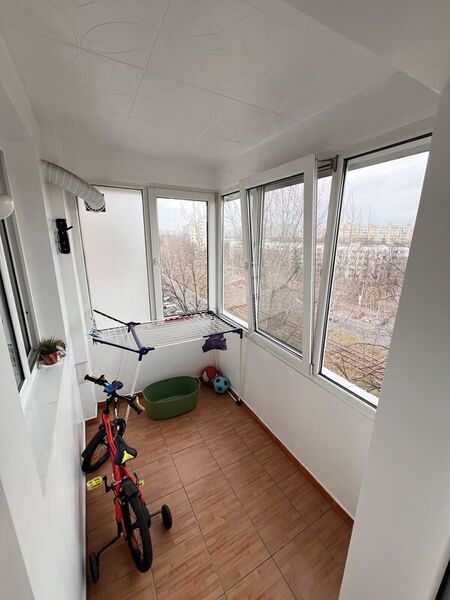 Salajan (1 min - metrou Nicolae Grigorescu)